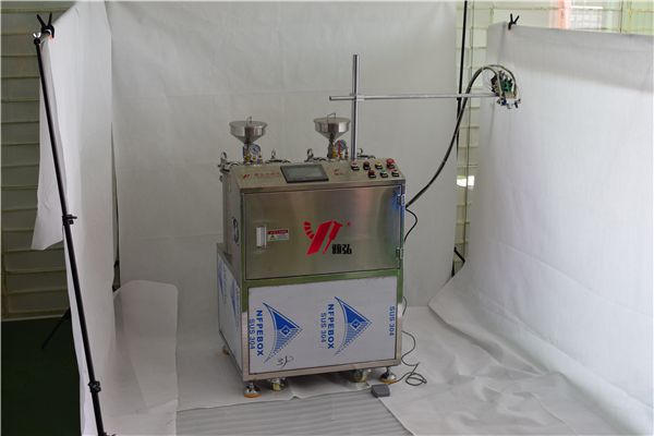 銅線燈自動灌膠機